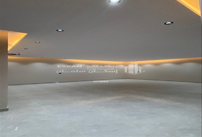 252348 - Property Image 2