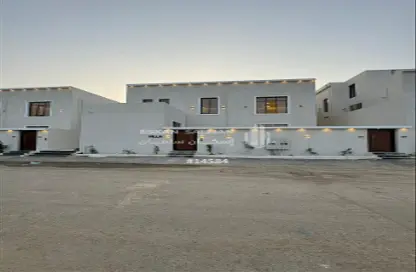 Full Floor - 7 Bedrooms - 4 Bathrooms for sale in الروضة - ابو عريش - ابو عريش - Jazan