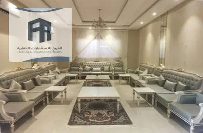 فيلا - 4 غرف نوم - 2 حمامات للبيع في المونسية - الرياض - الرياض