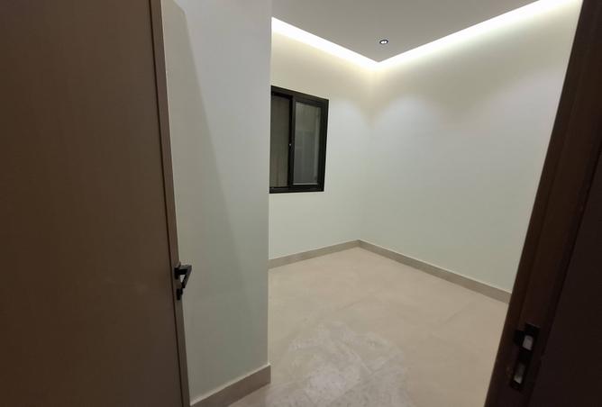 255319 - Property Image 3