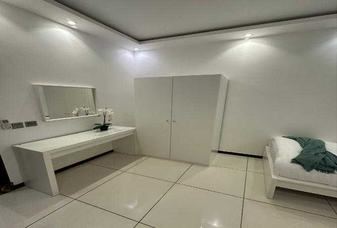256603 - Property Image 2