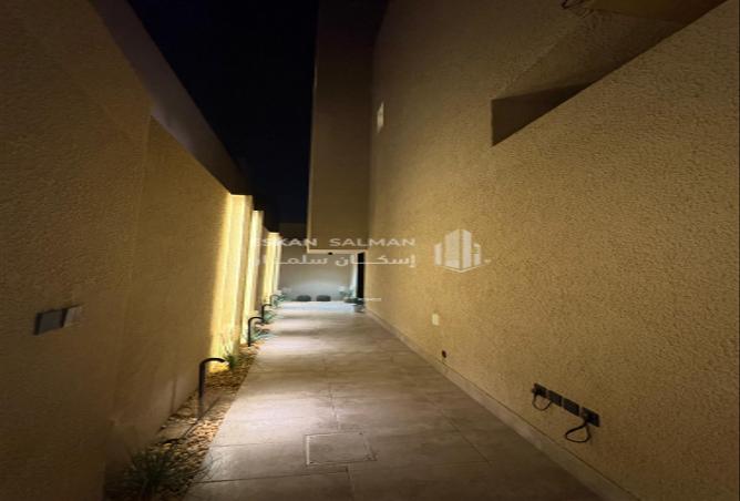 256386 - Property Image 3