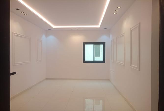 258264 - Property Image 2