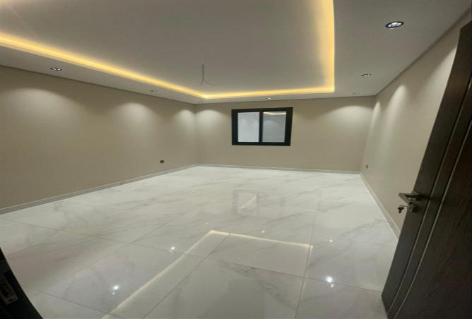 255958 - Property Image 2