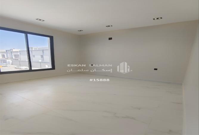 255628 - Property Image 2