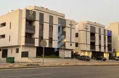 Apartment - 4 Bedrooms - 2 Bathrooms for sale in Al Malqa - Riyadh - Ar Riyadh