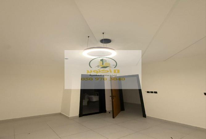 258781 - Property Image 2