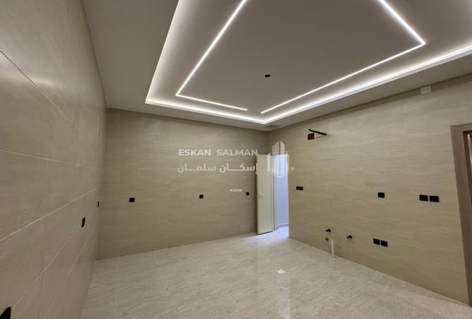 244973 - Property Image 2