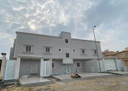 شقة - 4 غرف نوم - 3 حمامات for للبيع in ضاحية الملك فهد - الدمام - الشرقية