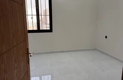 Apartment - 2 Bedrooms - 2 Bathrooms for rent in Al Janadriyah - Riyadh - Ar Riyadh