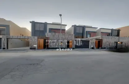 فيلا - 8 غرف نوم - 7 حمامات للبيع في العوالي - الرياض - الرياض