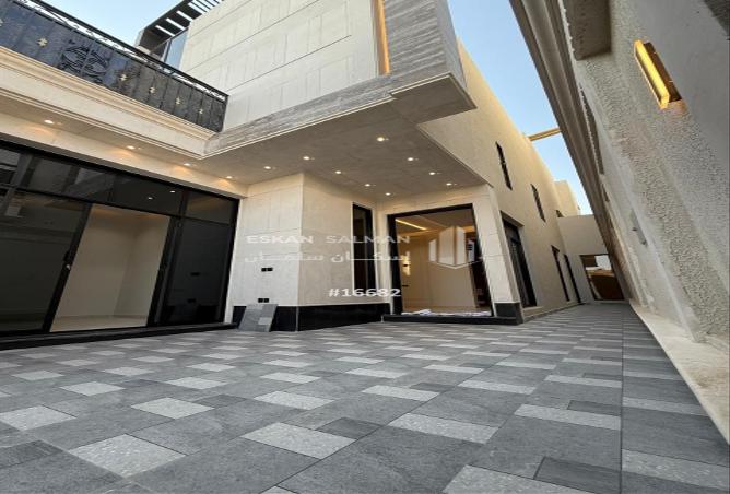 256670 - Property Image 3