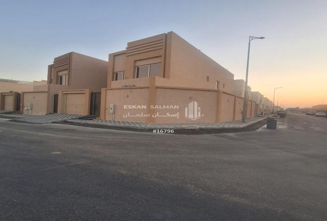 256885 - Property Image 2