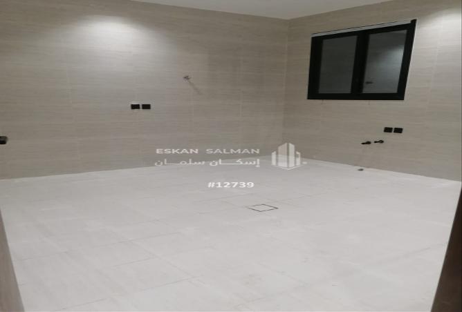 250100 - Property Image 2