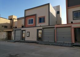 فيلا - 3 غرف نوم - 4 حمامات for للبيع in العزيزية - الرياض