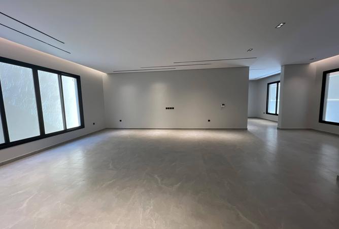 258907 - Property Image 2