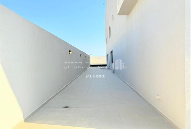 246771 - Property Image 2