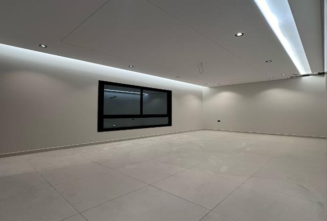 255823 - Property Image 3