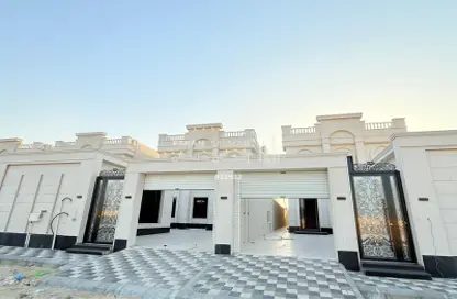 Villa - 7+ Bedrooms - 7 Bathrooms for sale in Al Amwaj - Al Khubar - Eastern