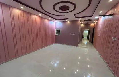Apartment - 5 Bedrooms - 3 Bathrooms for sale in Asharai - Makah Almukaramuh - Makkah Al Mukarramah
