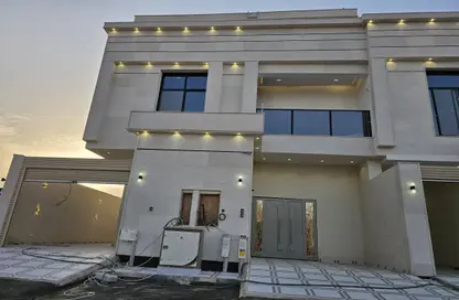 Full Floor - 4 Bedrooms - 5 Bathrooms for sale in Al Maizialah - Riyadh - Ar Riyadh