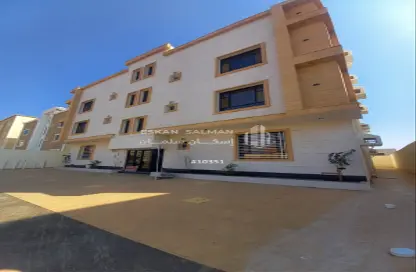Apartment - 5 Bedrooms - 3 Bathrooms for sale in Aleasiluh - Jazan