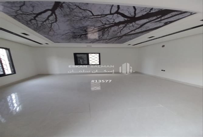 251439 - Property Image 2