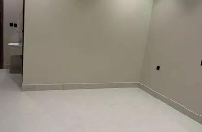 Apartment - 3 Bedrooms - 2 Bathrooms for rent in Al Yarmuk - Riyadh - Ar Riyadh