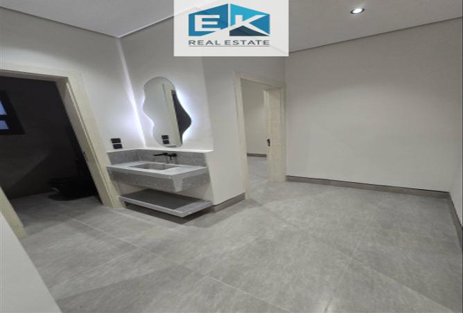 256955 - Property Image 2