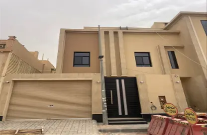 طابق كامل - 5 غرف نوم - 4 حمامات للبيع في المونسية - الرياض - الرياض