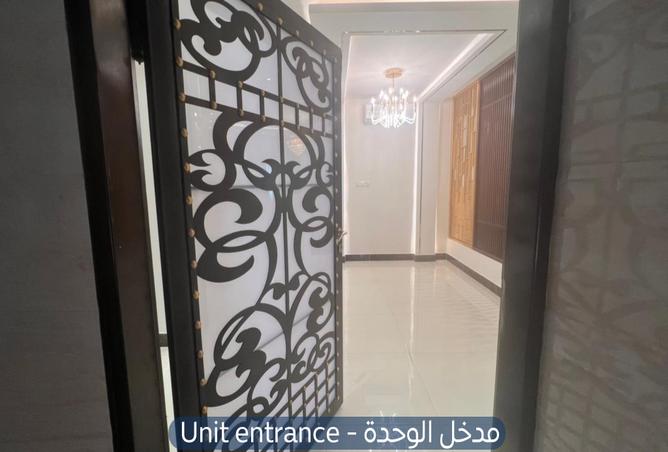 258294 - Property Image 2