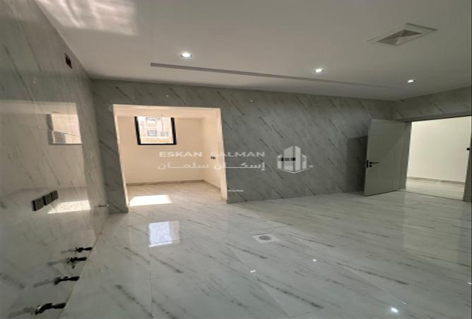 254757 - Property Image 3