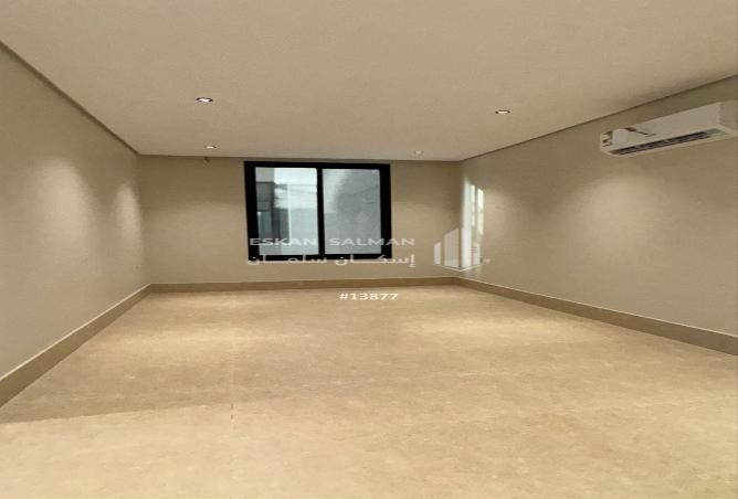 252613 - Property Image 3