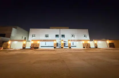 طابق كامل - 6 غرف نوم - 3 حمامات للبيع في الرمال - الرياض - الرياض
