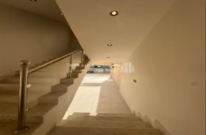Villa - 6 Bedrooms - 4 Bathrooms for sale in Uqaz - Riyadh - Ar Riyadh