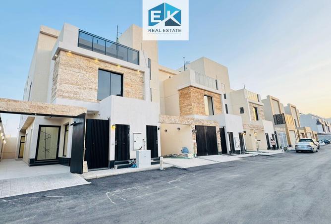 256946 - Property Image 2