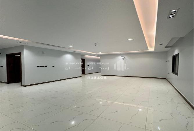 252066 - Property Image 2