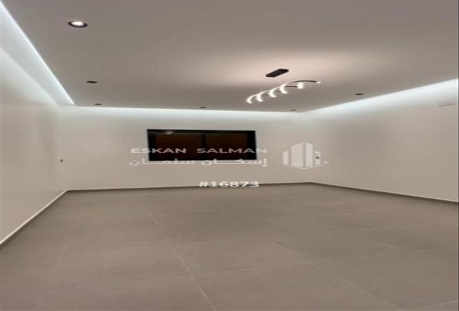 256903 - Property Main Image