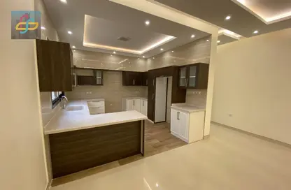 Apartment - 3 Bedrooms - 3 Bathrooms for rent in التعاون - Riyadh - Ar Riyadh