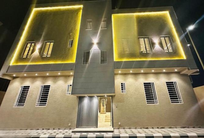 Apartment - 4 Bedrooms - 3 Bathrooms for sale in الحوية - At Taif - Makkah Al Mukarramah