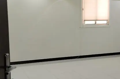 شقة - 1 حمام للايجار في النهضة - الرياض - الرياض