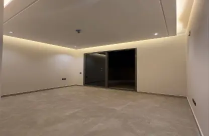 شقة - 4 غرف نوم - 3 حمامات للبيع في اليرموك - الرياض - الرياض