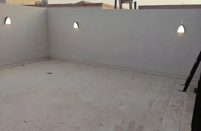 Apartment - 3 Bedrooms - 3 Bathrooms for sale in Al Munisiyah - Riyadh - Ar Riyadh