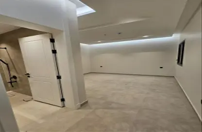 Apartment - 4 Bedrooms for sale in Al Qadisiyah - Riyadh - Ar Riyadh