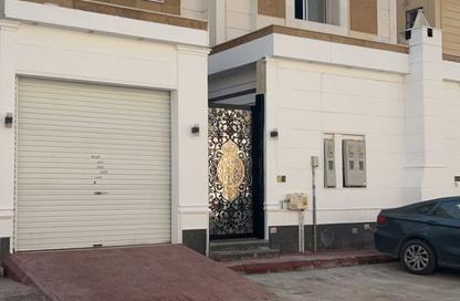 فيلا - 4 غرف نوم - 5 حمامات للايجار في الرمال - الرياض - الرياض