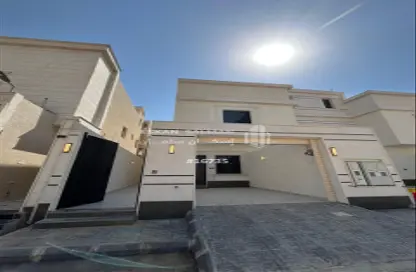Full Floor - 5 Bedrooms - 3 Bathrooms for sale in Ar Rimal - Riyadh - Ar Riyadh