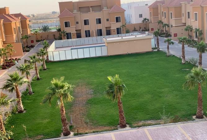 252163 - Property Image 2