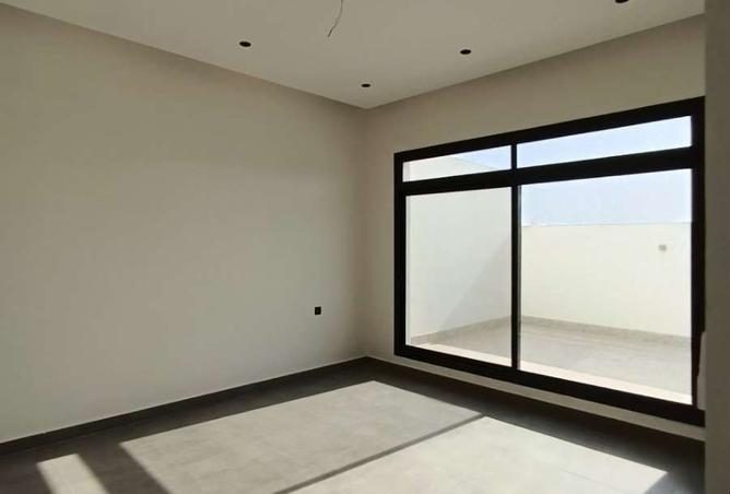 255430 - Property Image 2