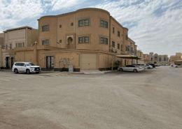 فيلا - 2 غرف نوم - 8 حمامات for للبيع in حي الرمال - شرق الرياض - الرياض