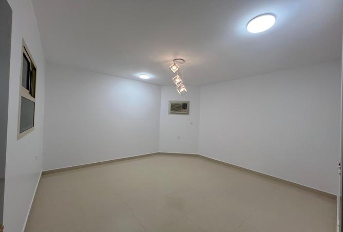 255651 - Property Image 2